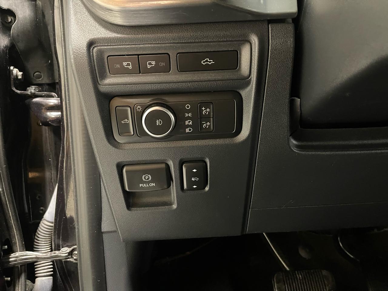 Ford F-150 Lariat 4WD SuperCrew 6.5' Box 2021