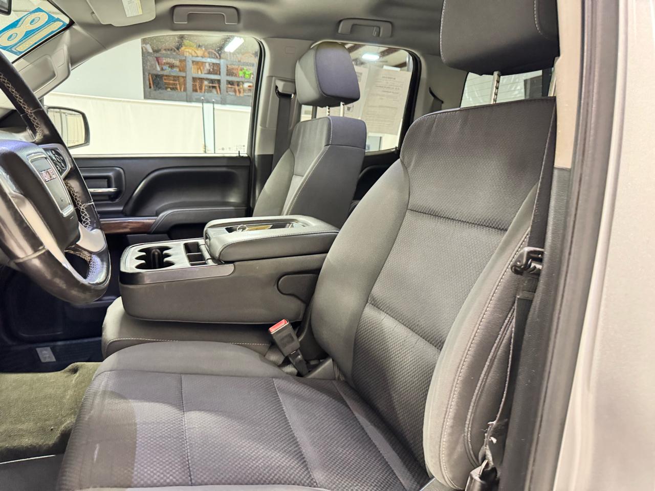 GMC Sierra 1500 4WD Double Cab 143.5" SLE 2018