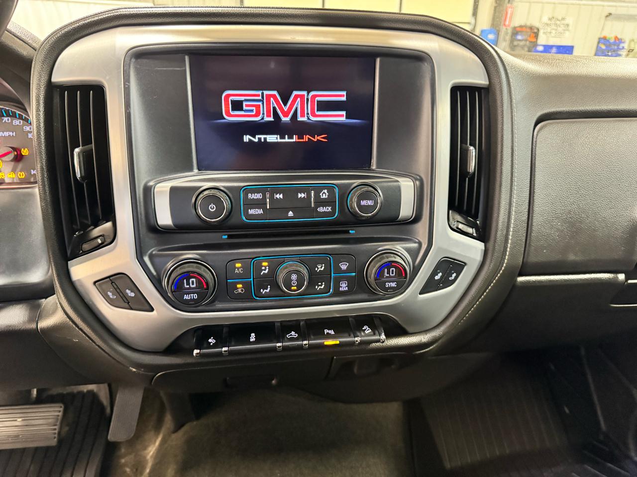 GMC Sierra 1500 4WD Double Cab 143.5" SLE 2018