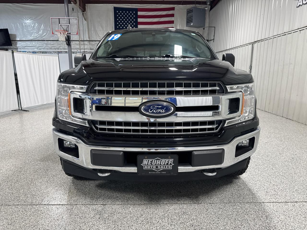 Ford F-150 XLT SuperCrew Short Bed 4WD 2019