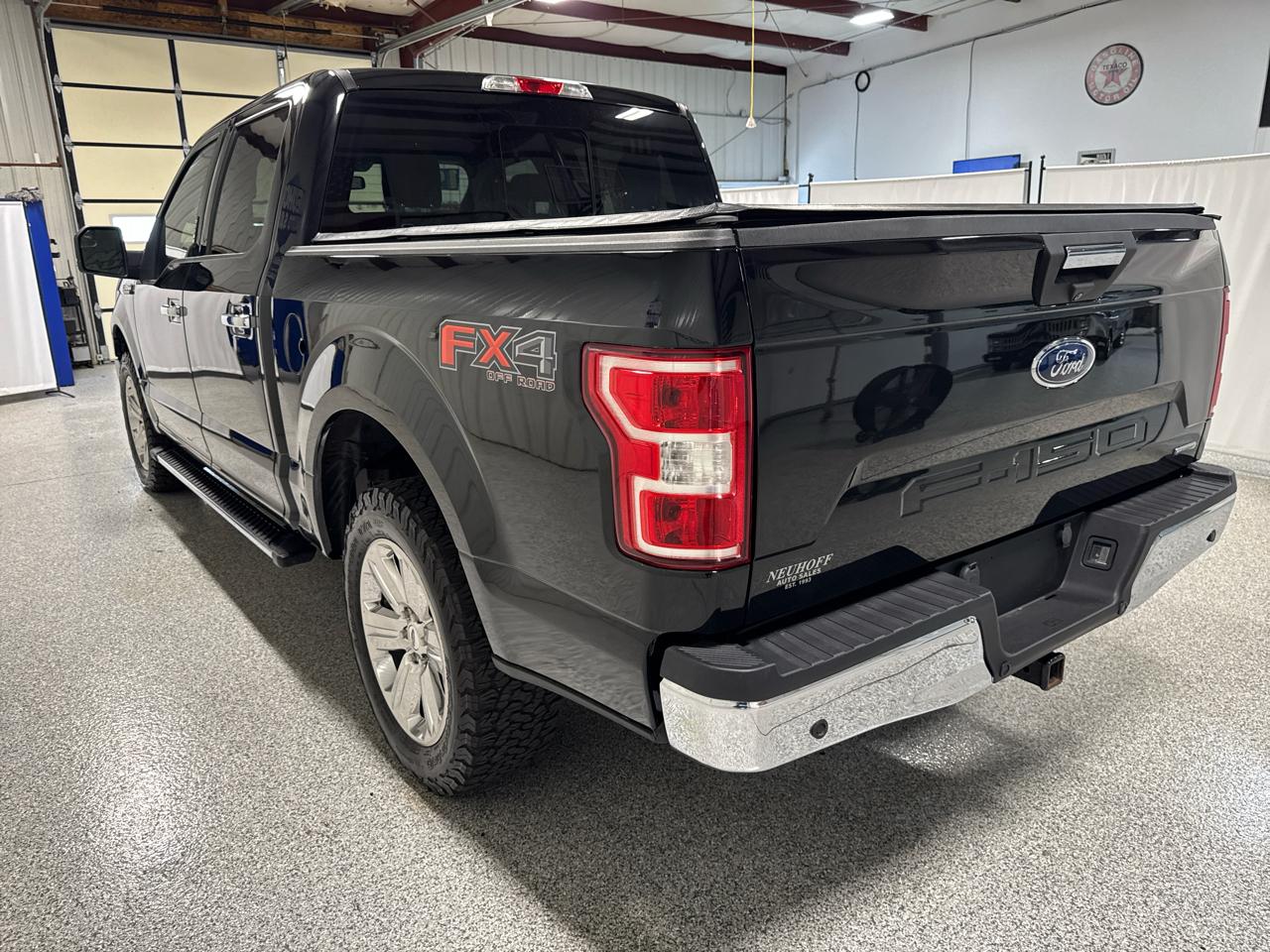 Ford F-150 XLT SuperCrew Short Bed 4WD 2019