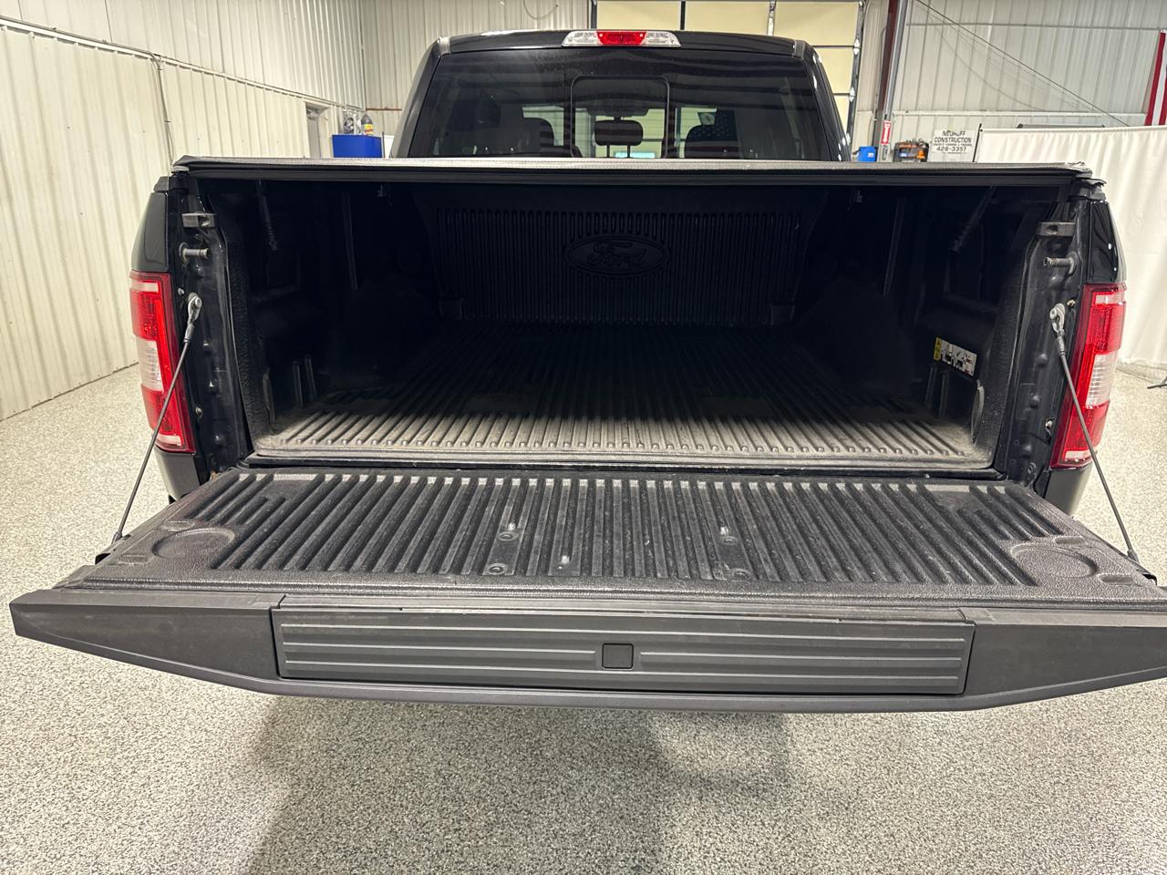 Ford F-150 XLT SuperCrew Short Bed 4WD 2019