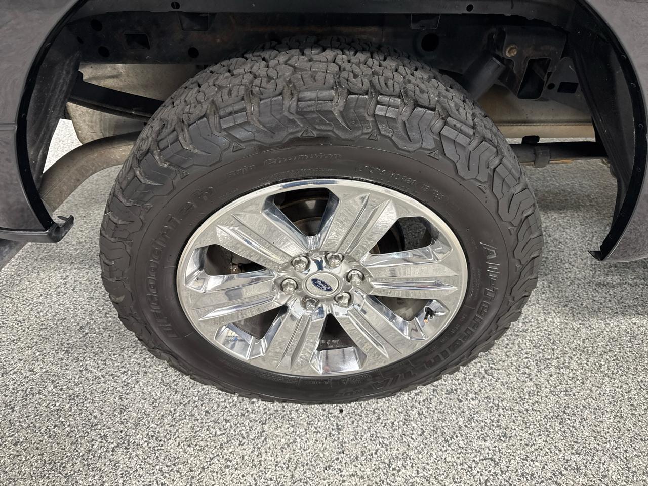Ford F-150 XLT SuperCrew Short Bed 4WD 2019