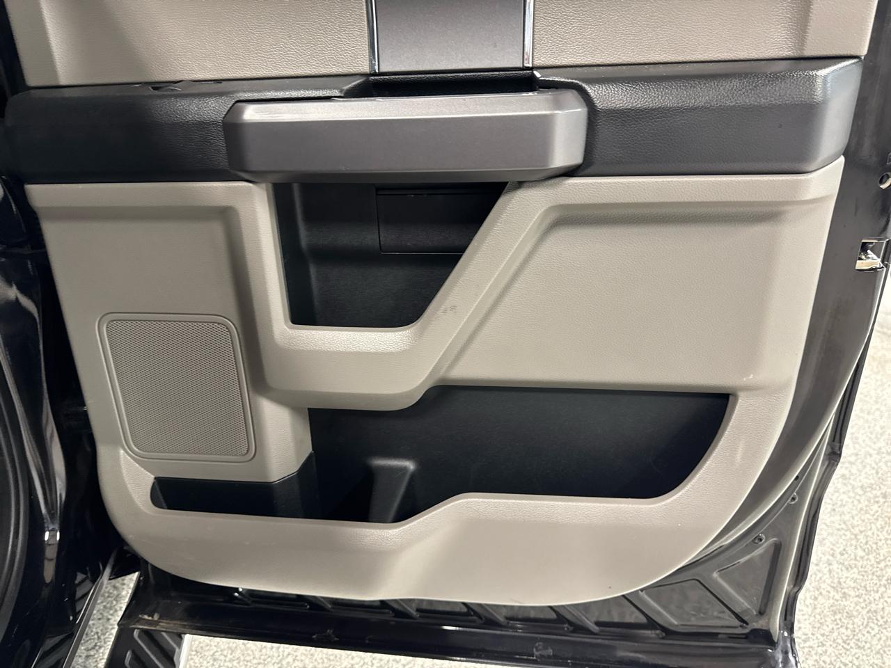 Ford F-150 XLT SuperCrew Short Bed 4WD 2019