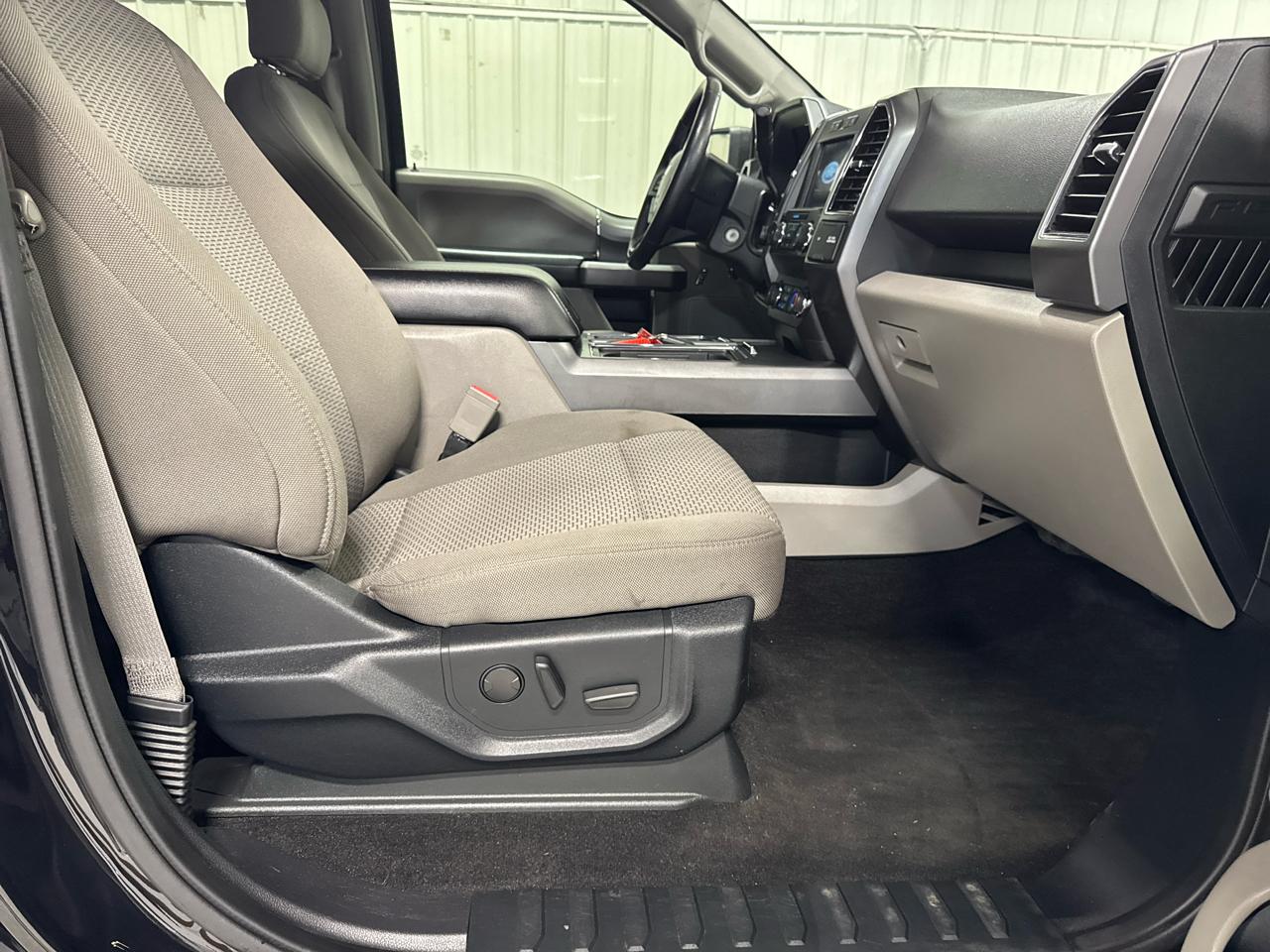 Ford F-150 XLT SuperCrew Short Bed 4WD 2019