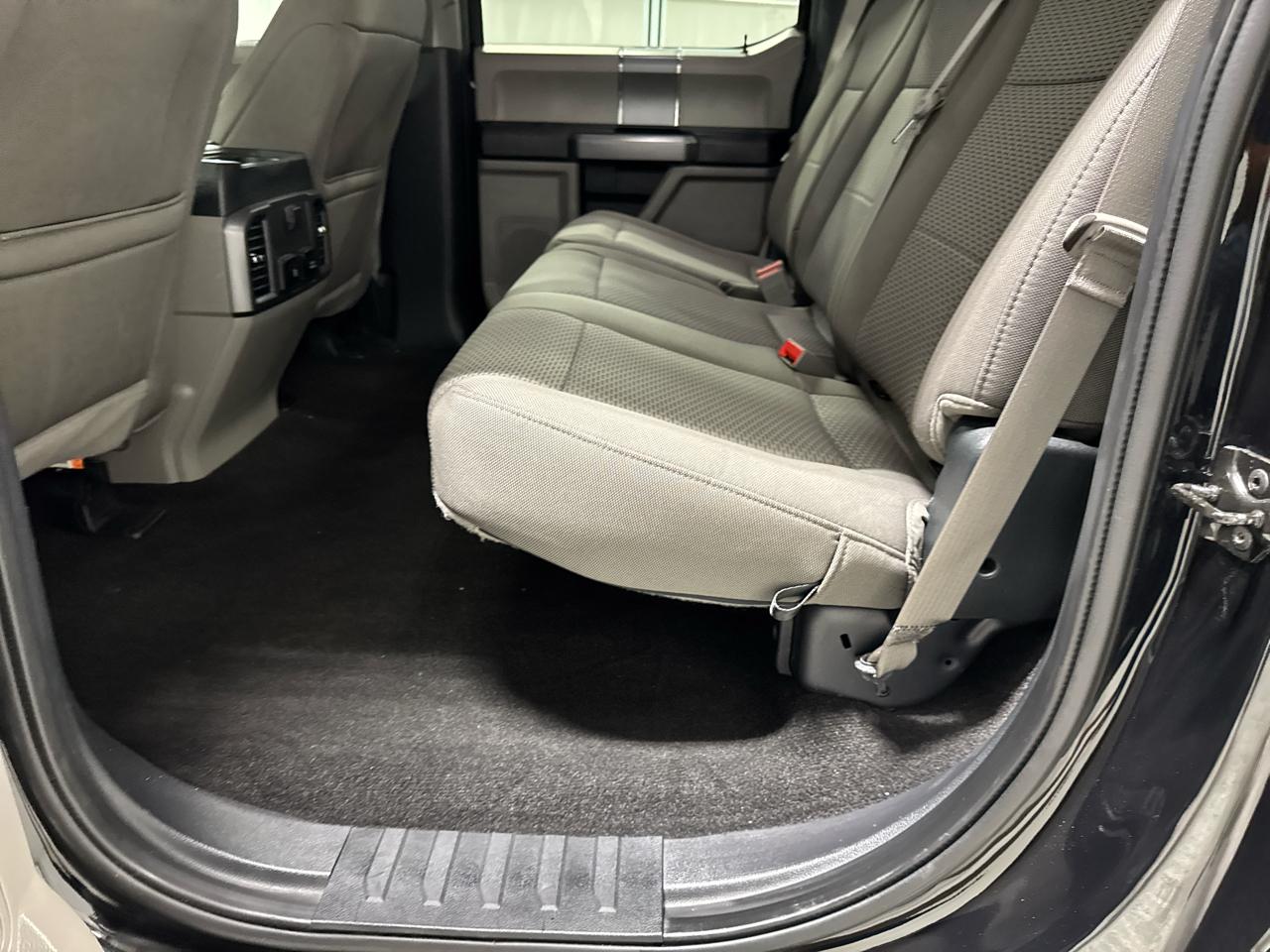 Ford F-150 XLT SuperCrew Short Bed 4WD 2019