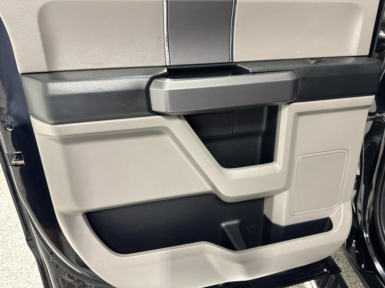Ford F-150 XLT SuperCrew Short Bed 4WD 2019