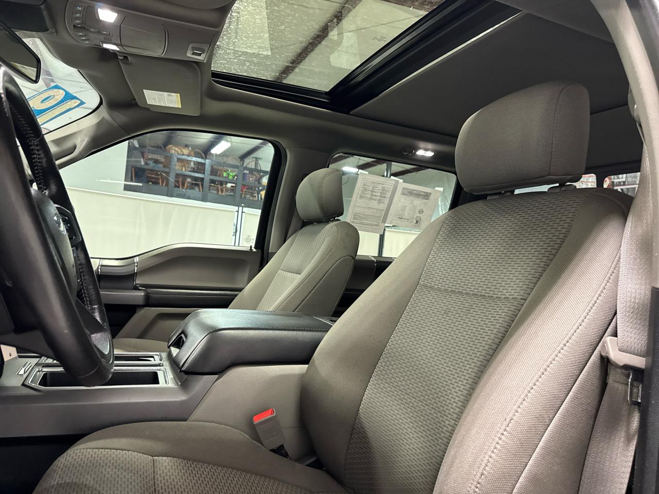 Ford F-150 XLT SuperCrew Short Bed 4WD 2019