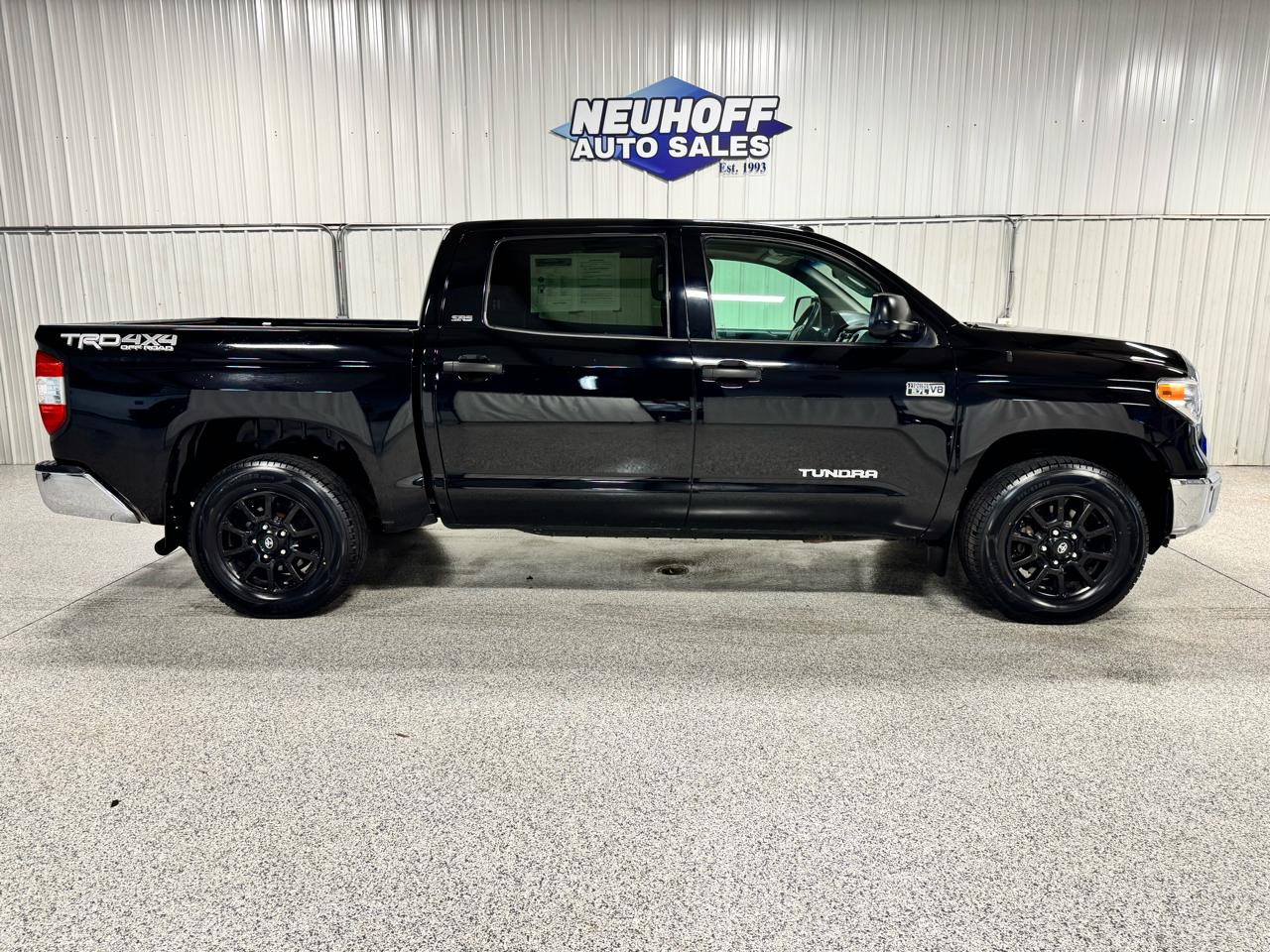 Toyota Tundra 4WD Truck CrewMax 5.7L V8 6-Spd AT TRD Pro (Natl) 2016