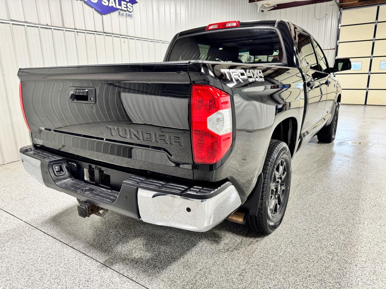 Toyota Tundra 4WD Truck CrewMax 5.7L V8 6-Spd AT TRD Pro (Natl) 2016