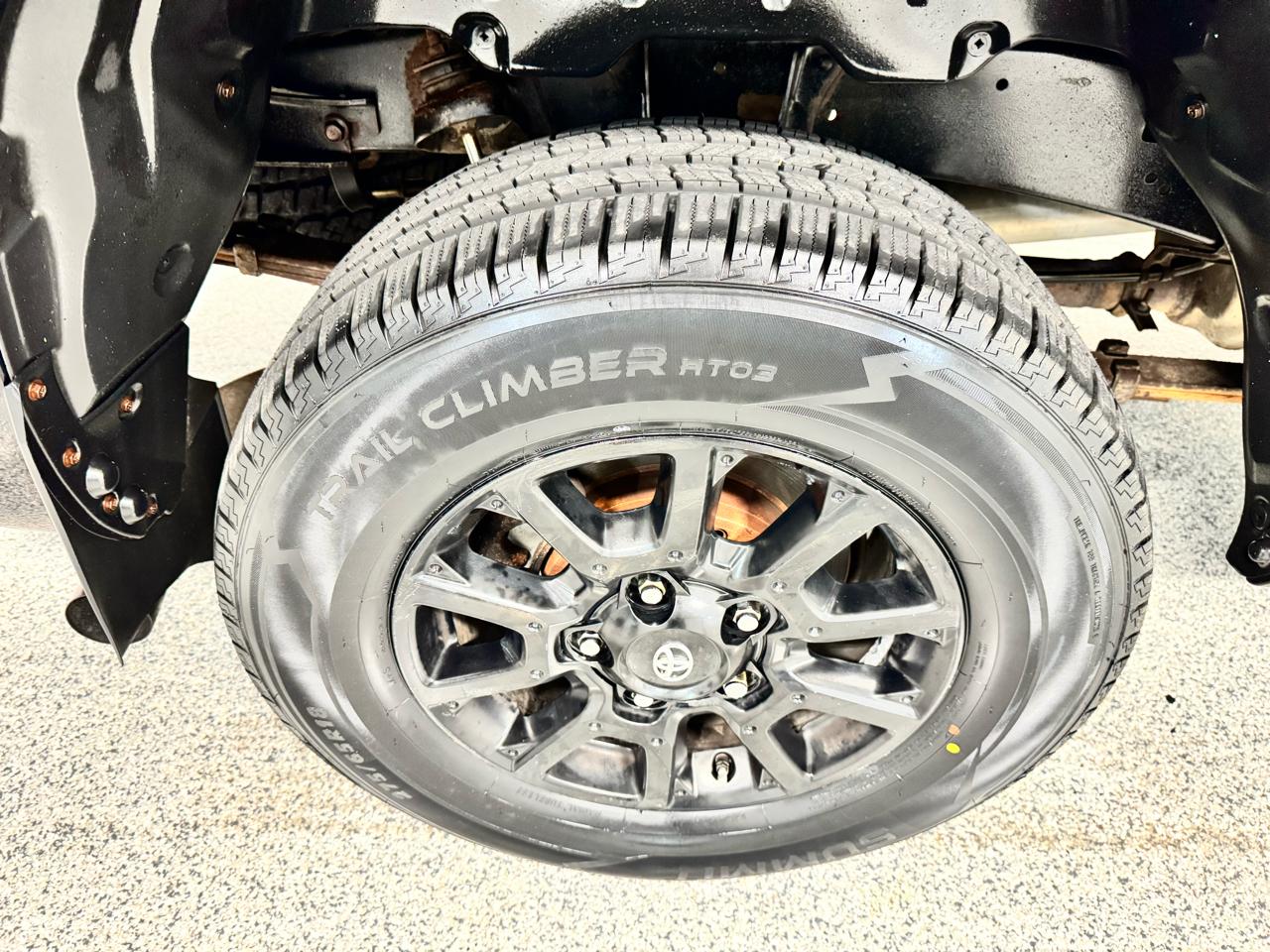 Toyota Tundra 4WD Truck CrewMax 5.7L V8 6-Spd AT TRD Pro (Natl) 2016