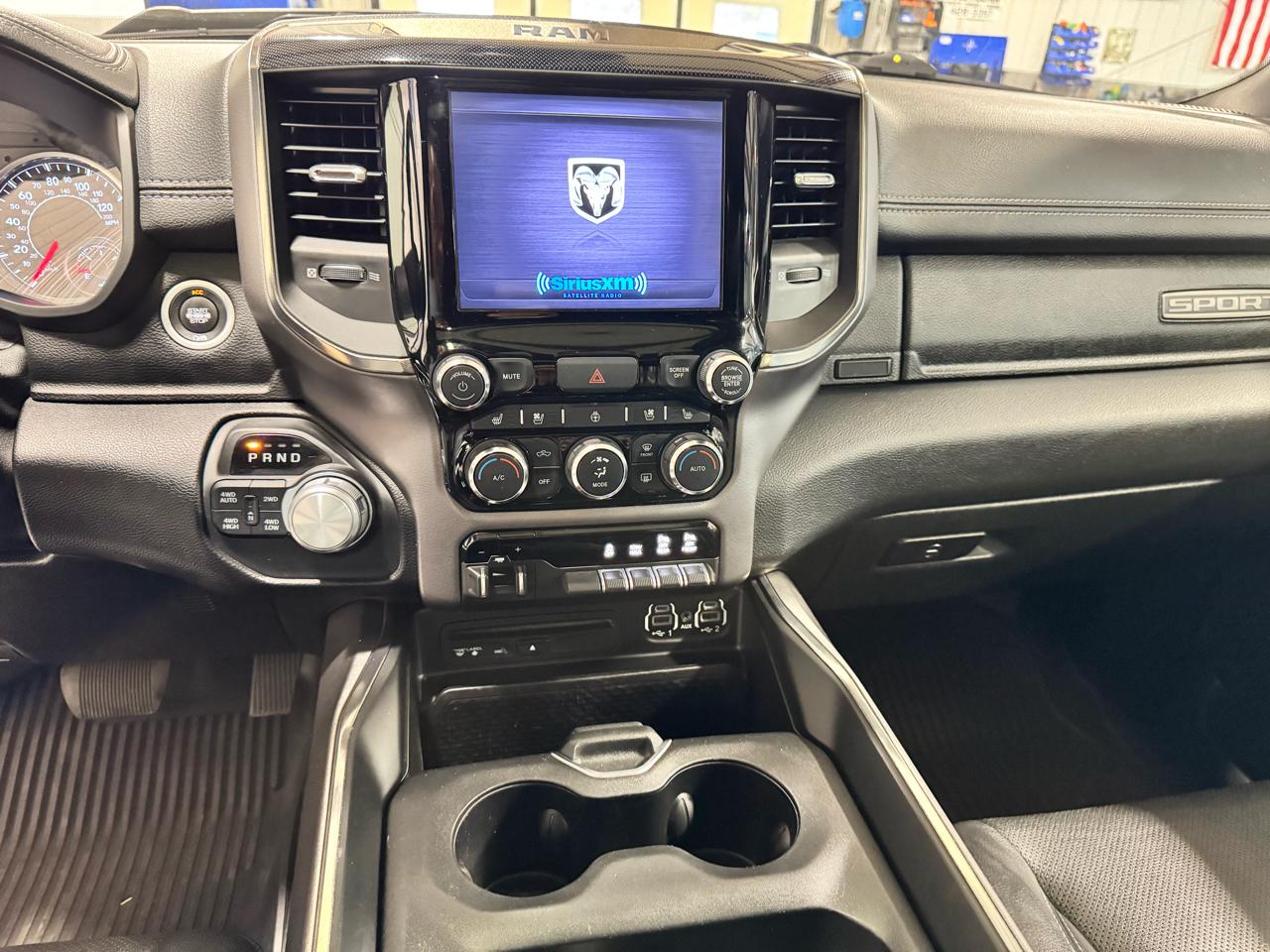 RAM 1500 Sport 4x4 Crew Cab 5'7" Box 2019