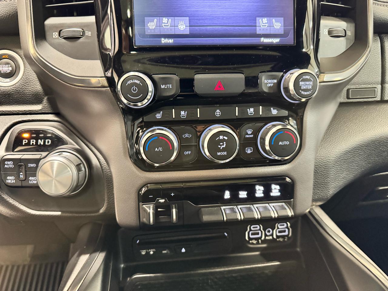 RAM 1500 Sport 4x4 Crew Cab 5'7" Box 2019
