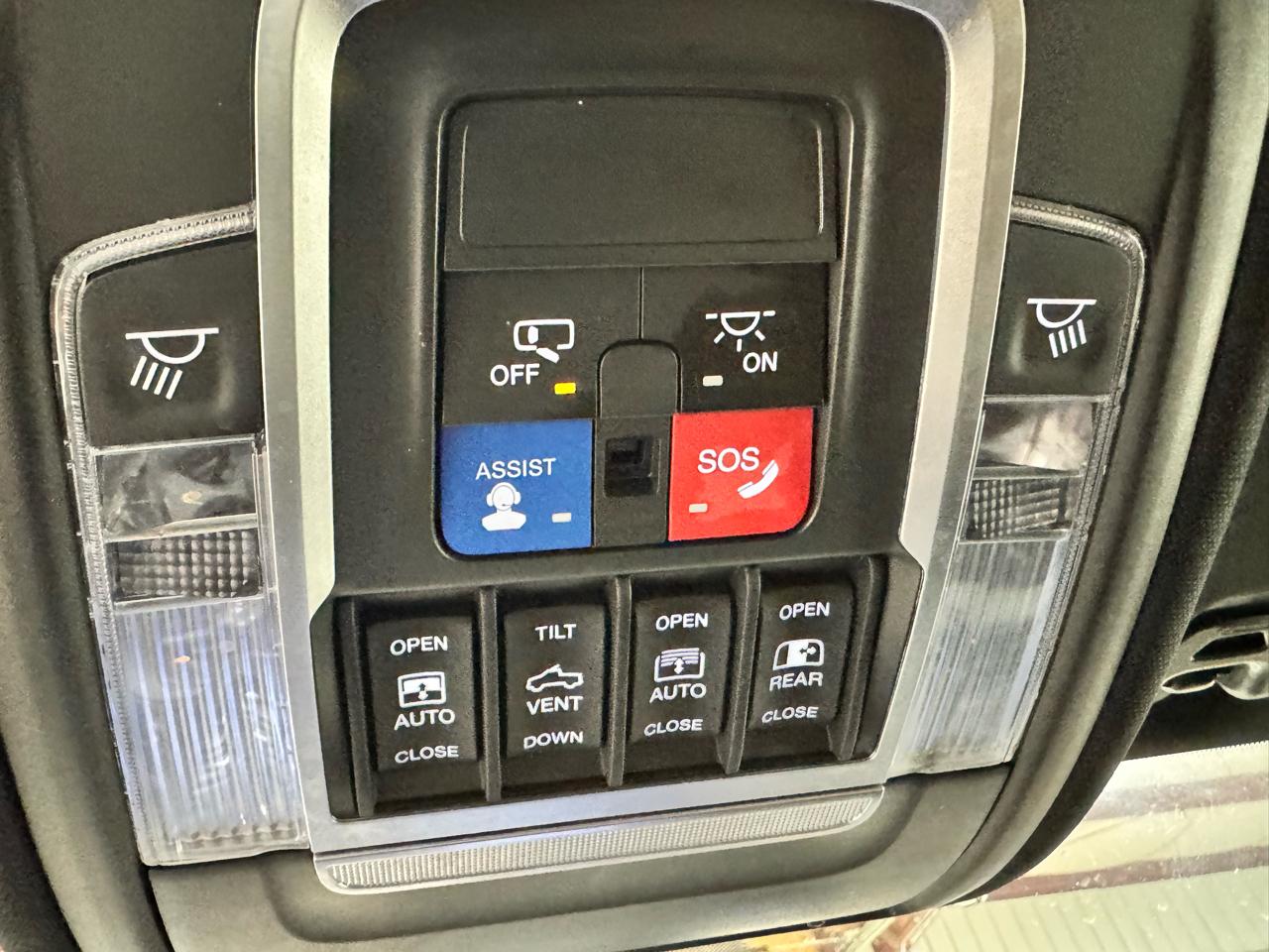 RAM 1500 Sport 4x4 Crew Cab 5'7" Box 2019