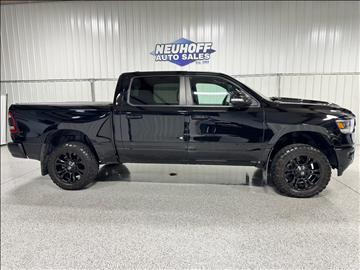 2019 RAM 1500 Sport 4x4 Crew Cab 5'7" Box