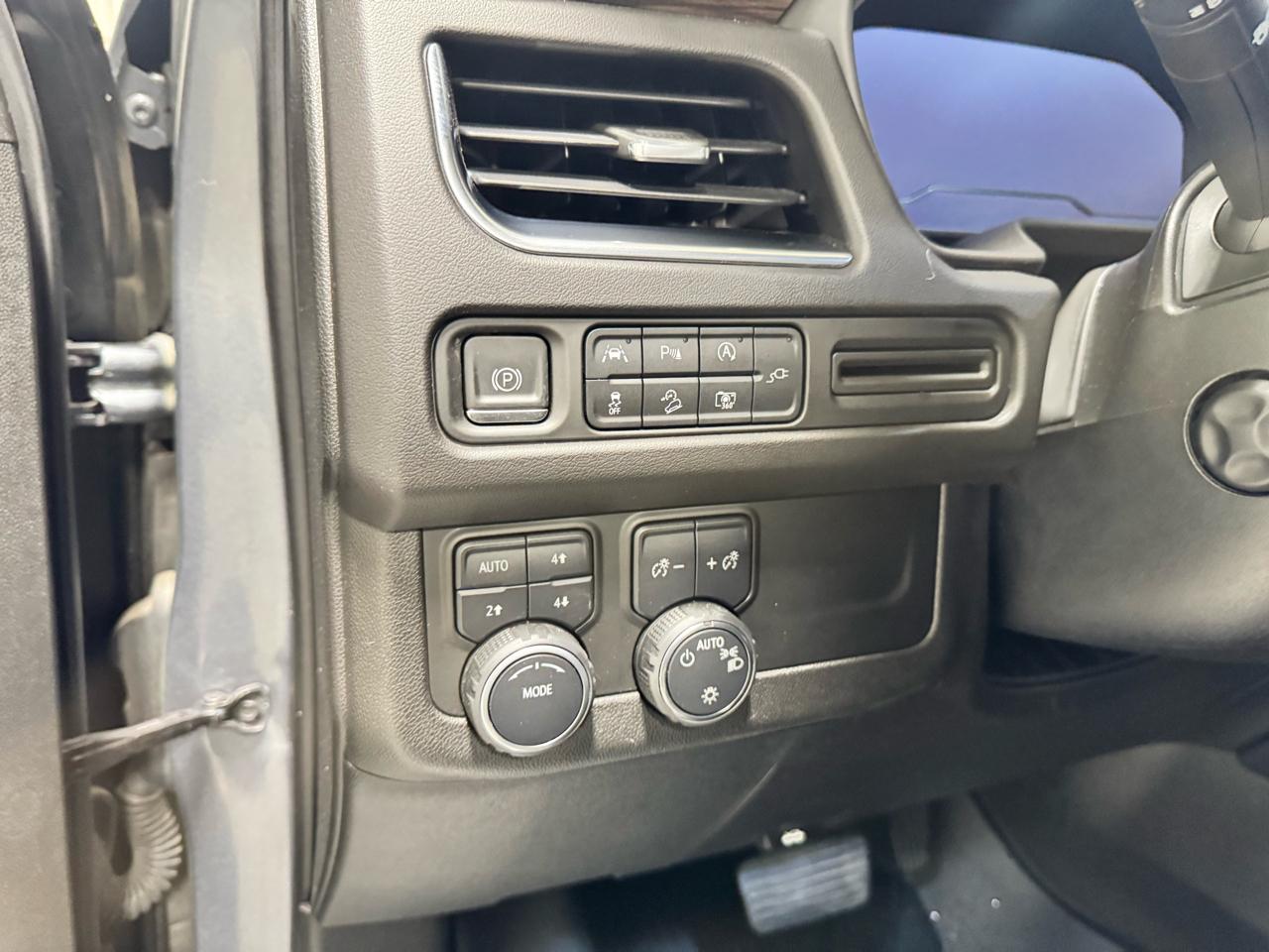 Chevrolet Tahoe 4WD 4dr Z71 2022