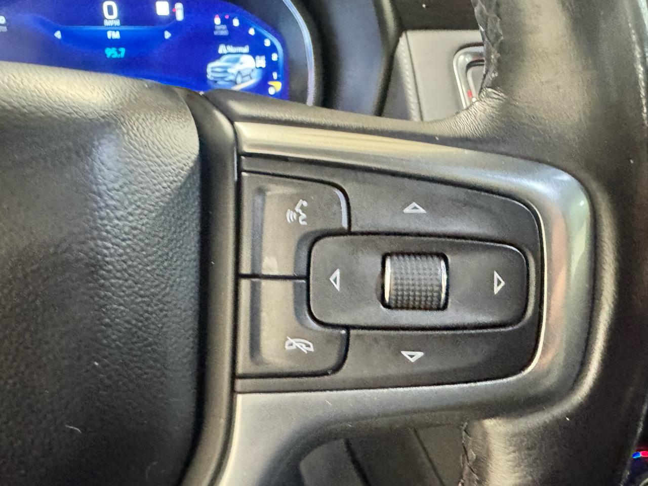 Chevrolet Tahoe 4WD 4dr Z71 2022