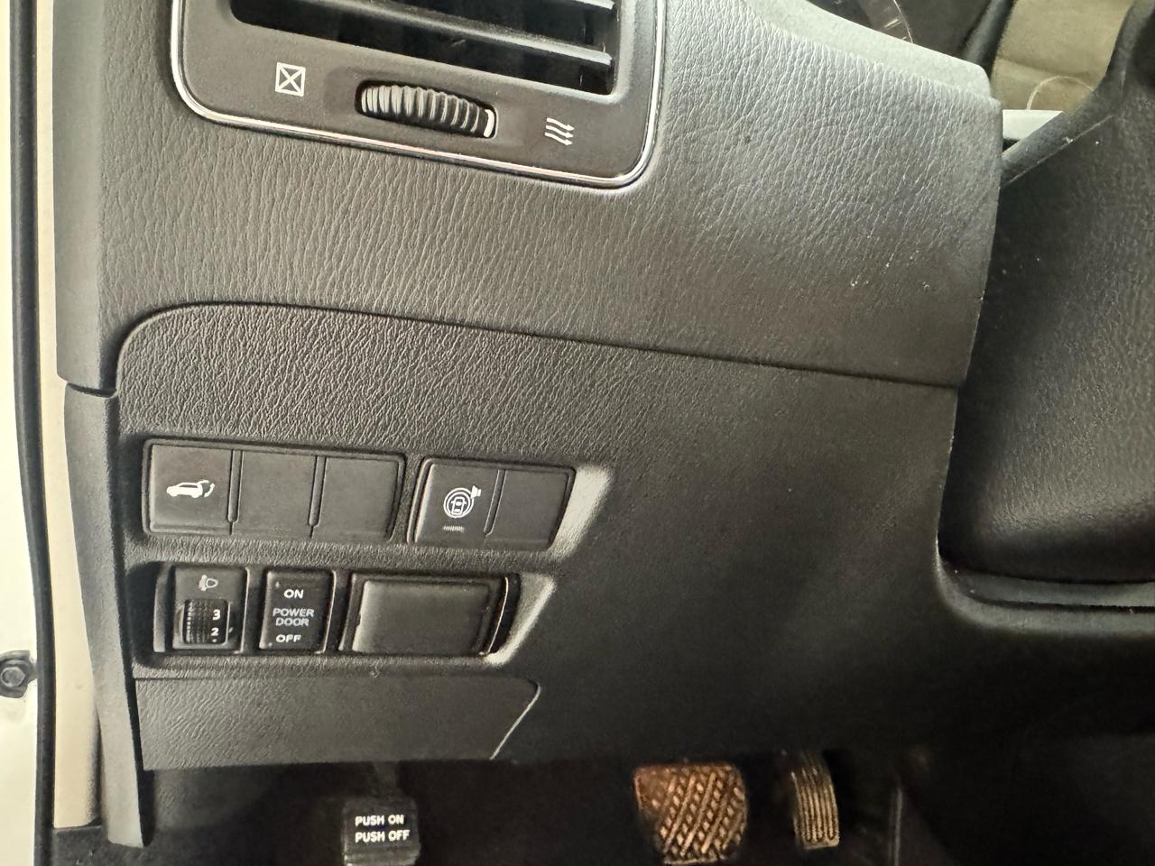 Nissan Armada 4x2 SL 2018
