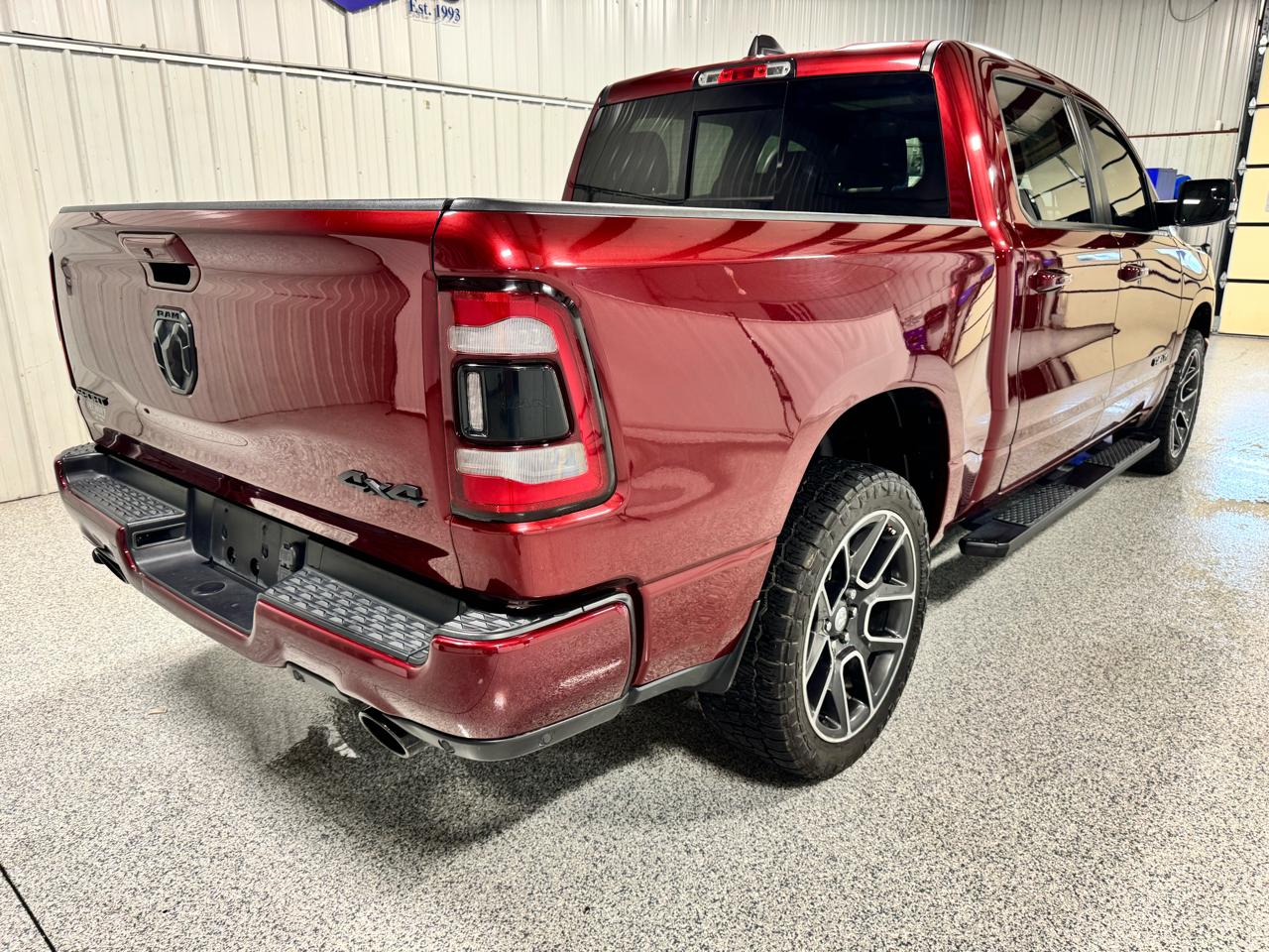 RAM 1500 Sport 4x4 Crew Cab 5'7" Box 2020