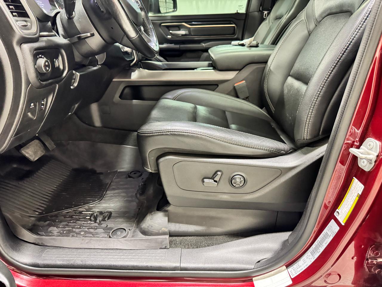 RAM 1500 Sport 4x4 Crew Cab 5'7" Box 2020