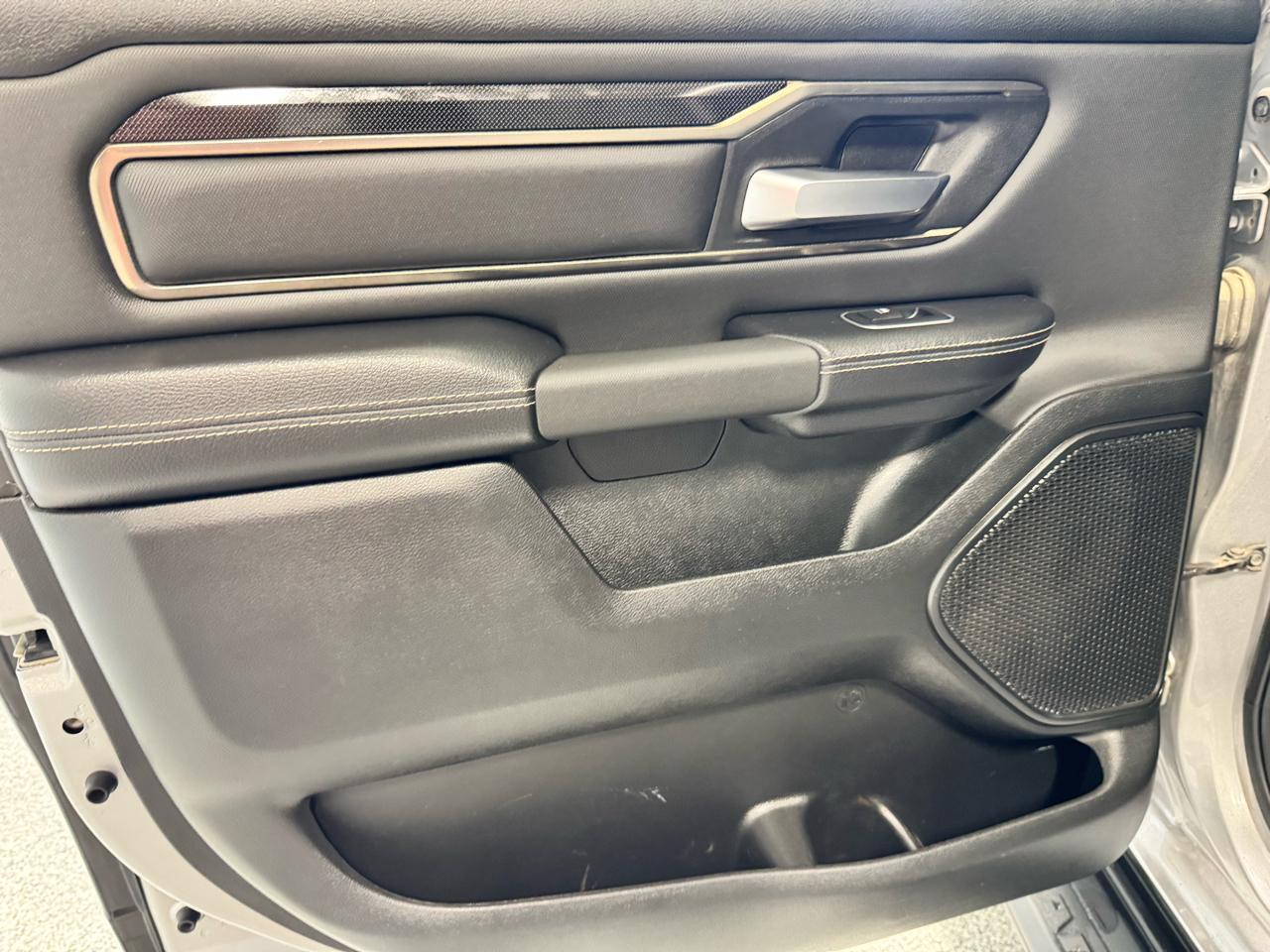 RAM 1500 Sport 4x4 Crew Cab 5'7" Box 2022