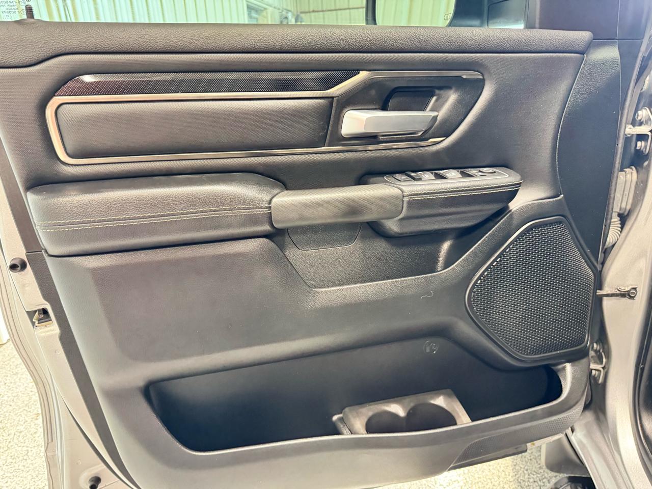 RAM 1500 Sport 4x4 Crew Cab 5'7" Box 2022