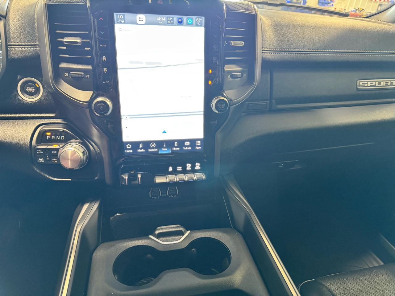 RAM 1500 Sport 4x4 Crew Cab 5'7" Box 2022