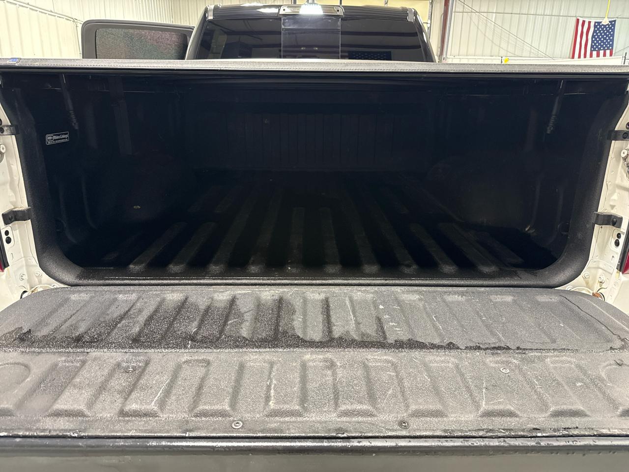 RAM 1500 Big Horn 4x4 Crew Cab 6'4" Box 2020