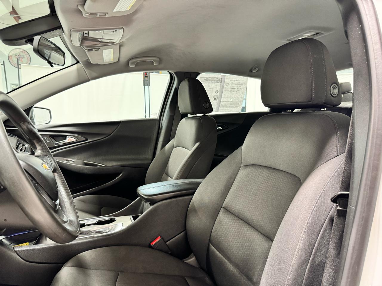 Chevrolet Malibu 4dr Sdn LT 2020