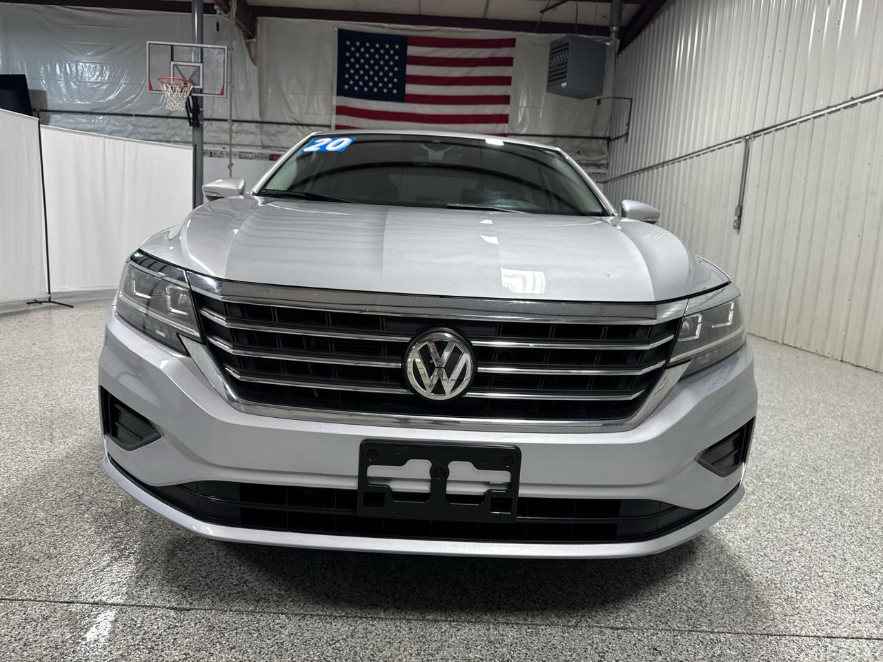 Volkswagen Passat 2.0T SE Auto 2020