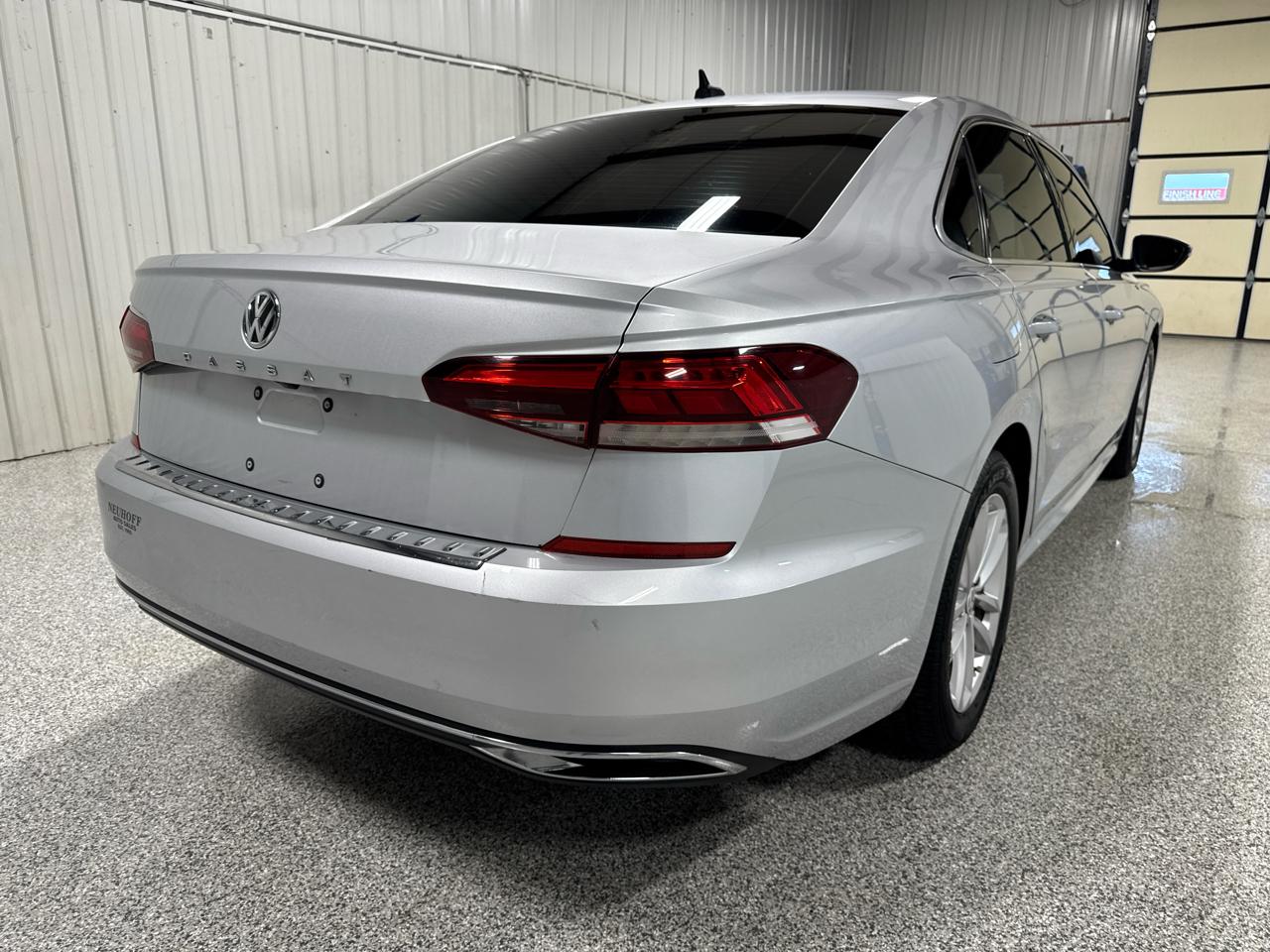 Volkswagen Passat 2.0T SE Auto 2020