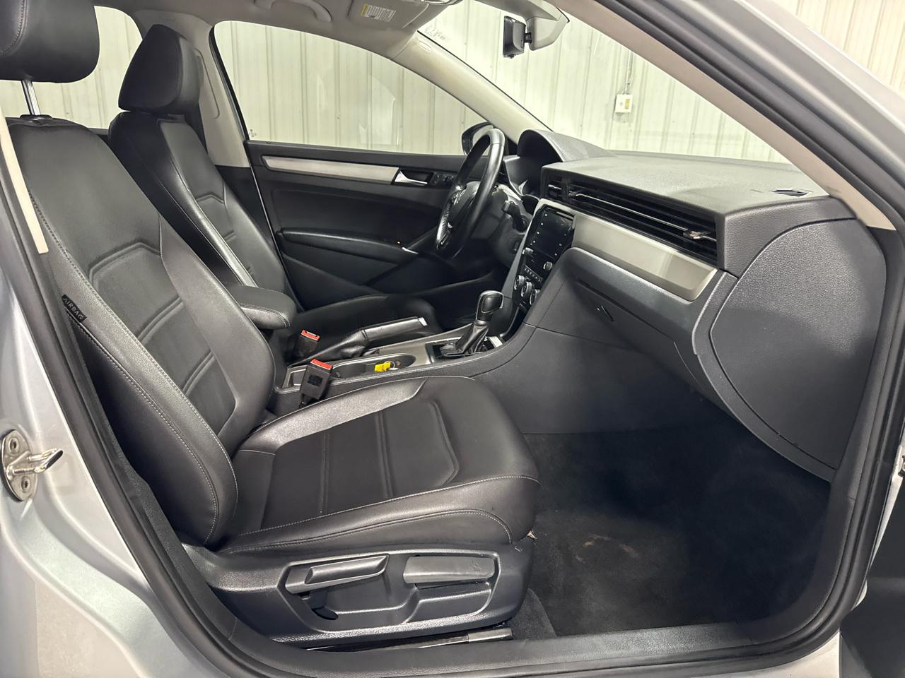 Volkswagen Passat 2.0T SE Auto 2020