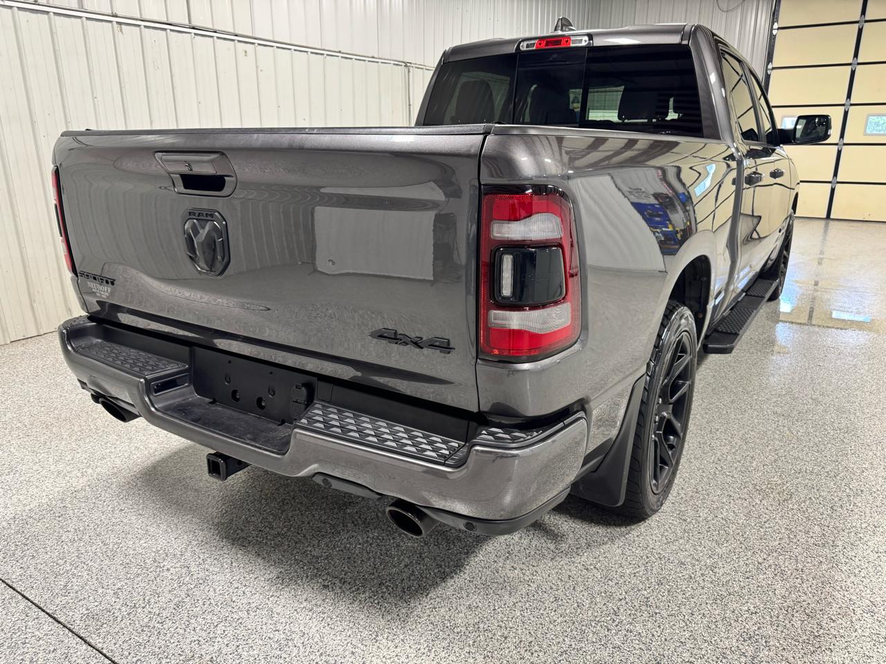 RAM 1500 Sport 4x4 Crew Cab 6'4" Box 2022