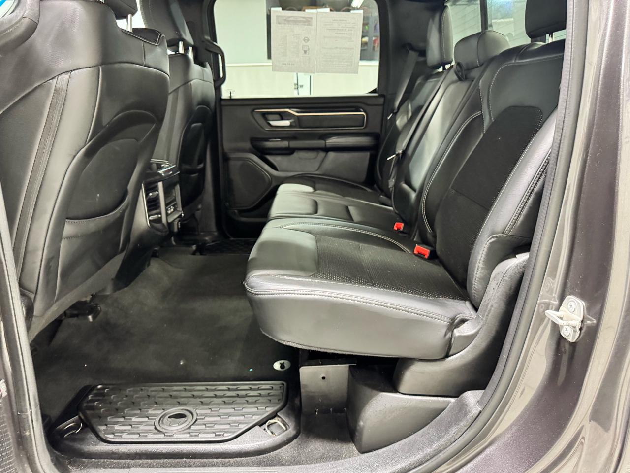 RAM 1500 Sport 4x4 Crew Cab 6'4" Box 2022