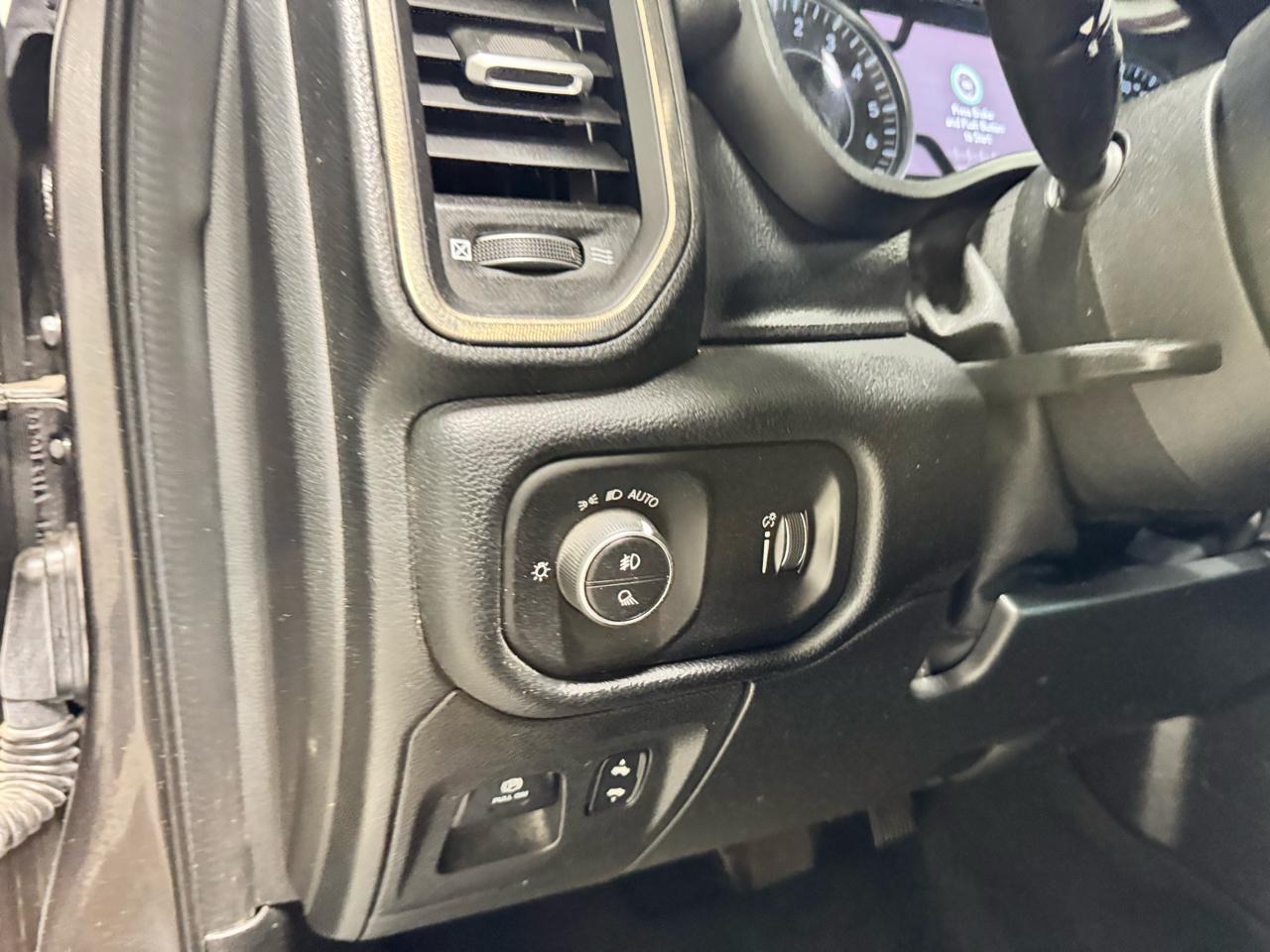 RAM 1500 Sport 4x4 Crew Cab 6'4" Box 2022