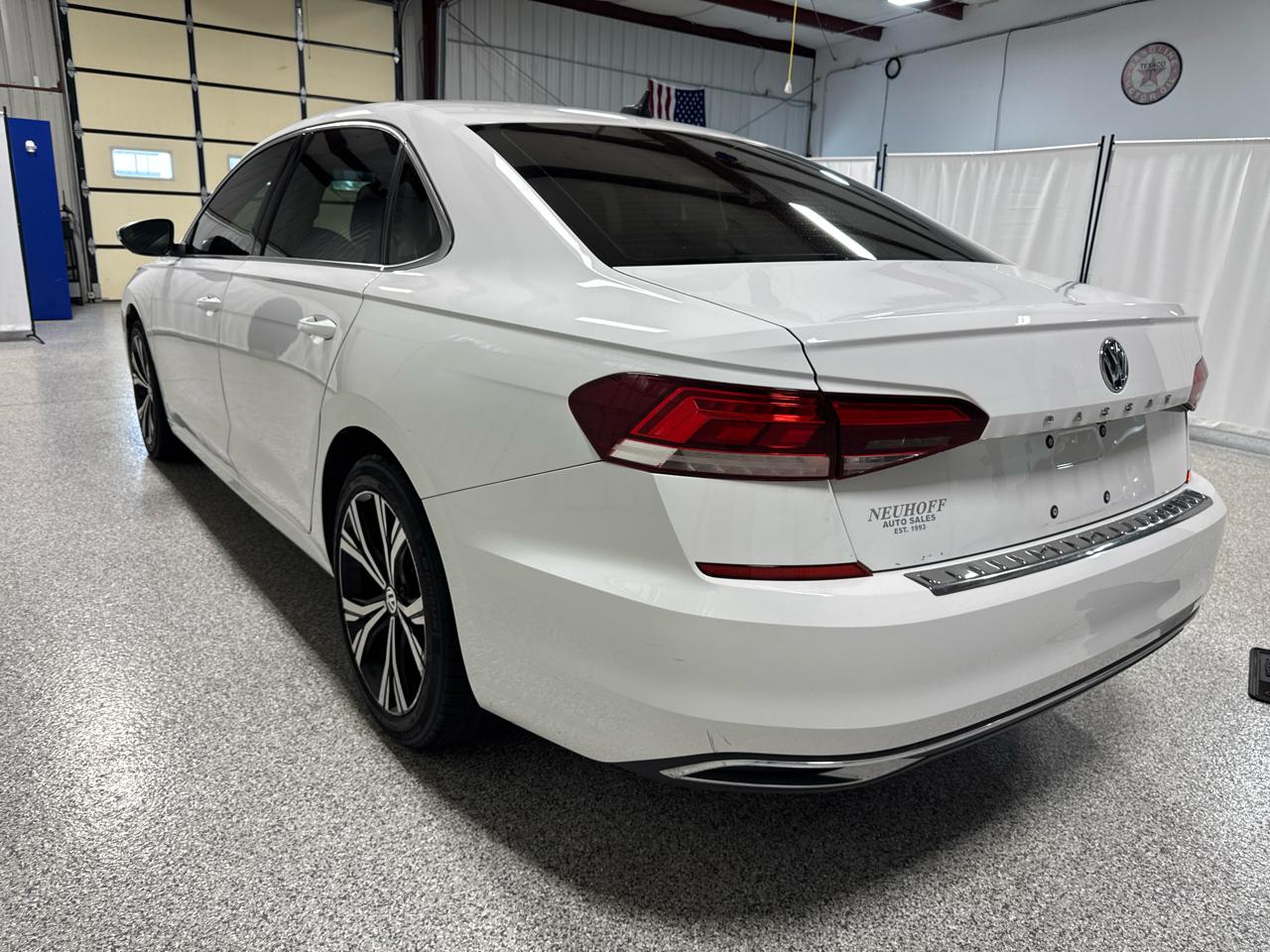 Volkswagen Passat 2.0T SE Auto 2022