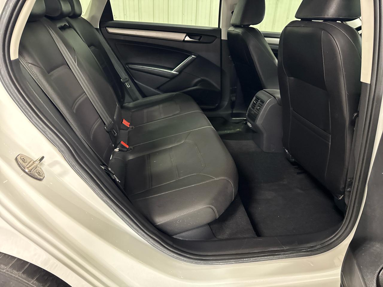 Volkswagen Passat 2.0T SE Auto 2022