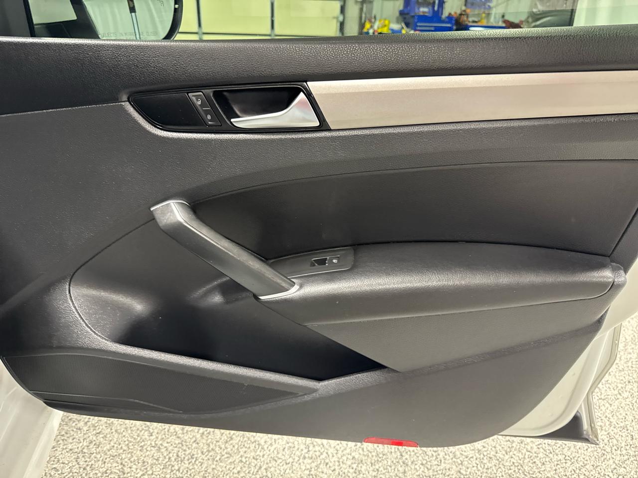 Volkswagen Passat 2.0T SE Auto 2022