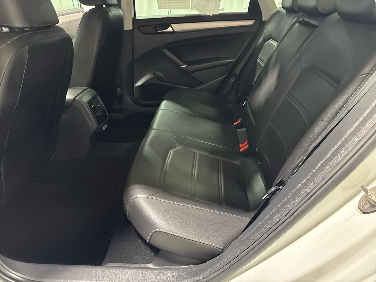 Volkswagen Passat 2.0T SE Auto 2022