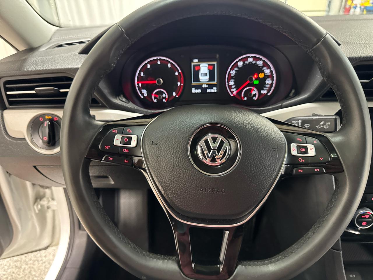 Volkswagen Passat 2.0T SE Auto 2022