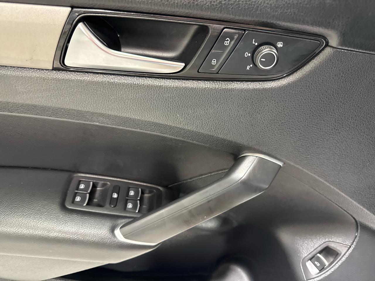 Volkswagen Passat 2.0T SE Auto 2022