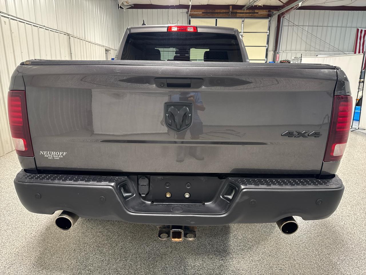 RAM 1500 Classic Warlock 4x4 Quad Cab 6'4" Box 2021