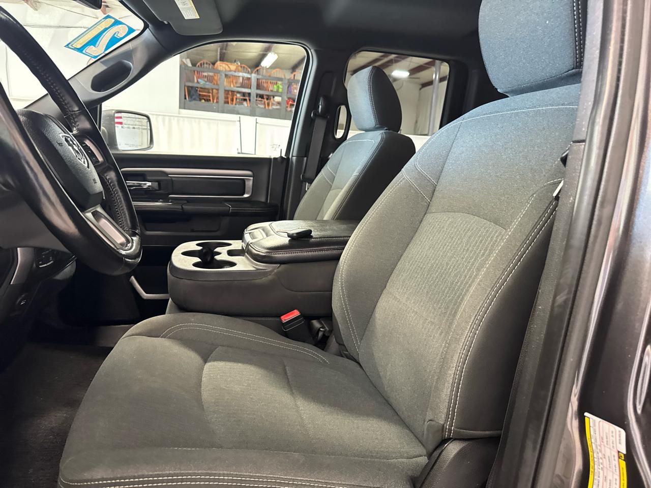RAM 1500 Classic Warlock 4x4 Quad Cab 6'4" Box 2021