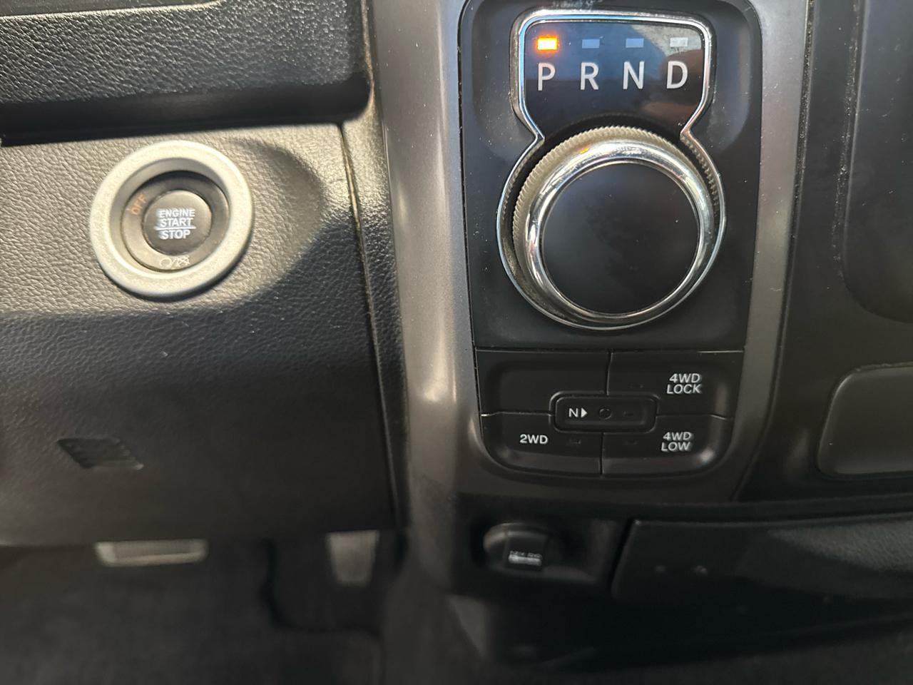 RAM 1500 Classic Warlock 4x4 Quad Cab 6'4" Box 2021