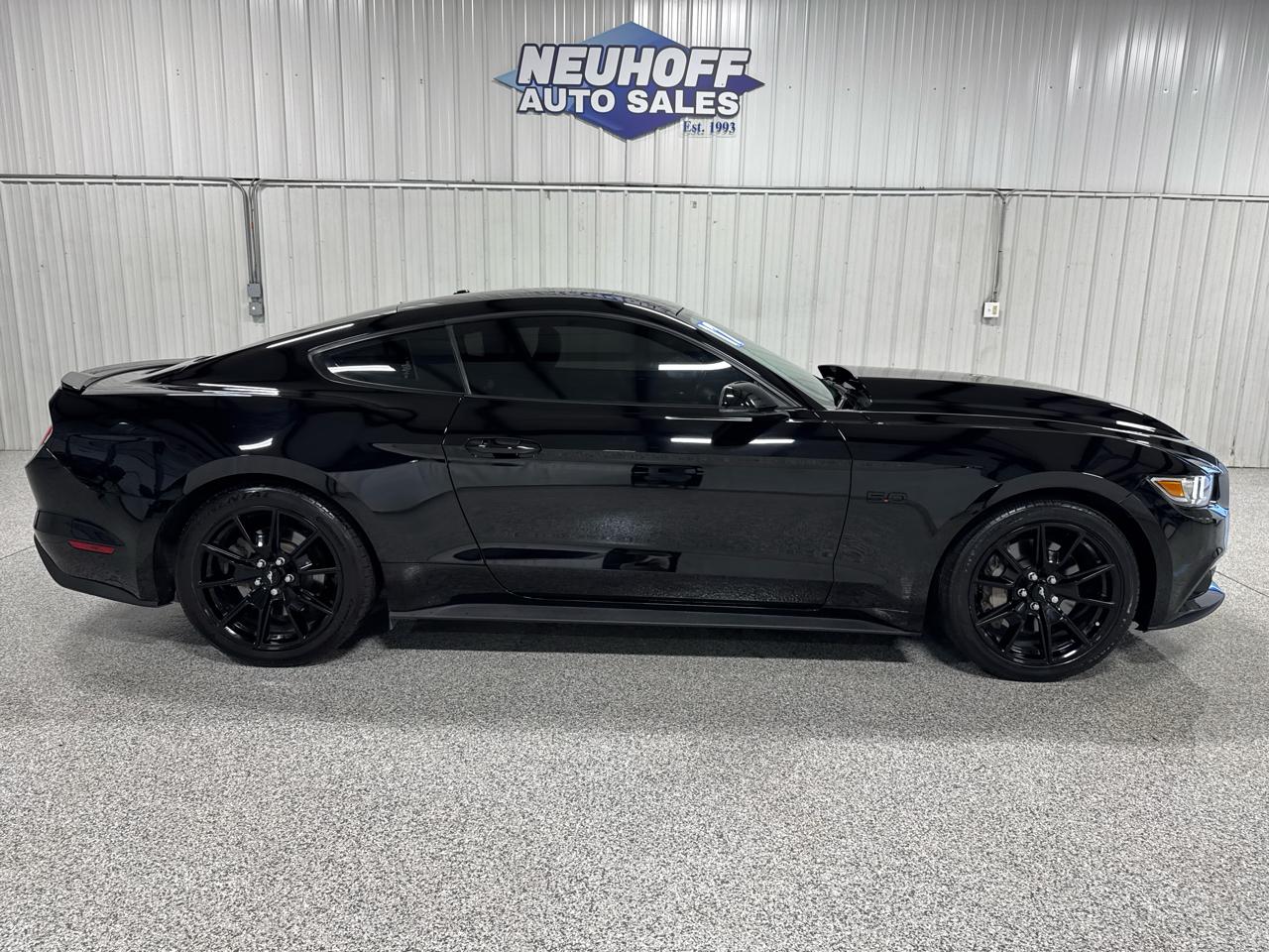 2017 Ford Mustang GT Fastback