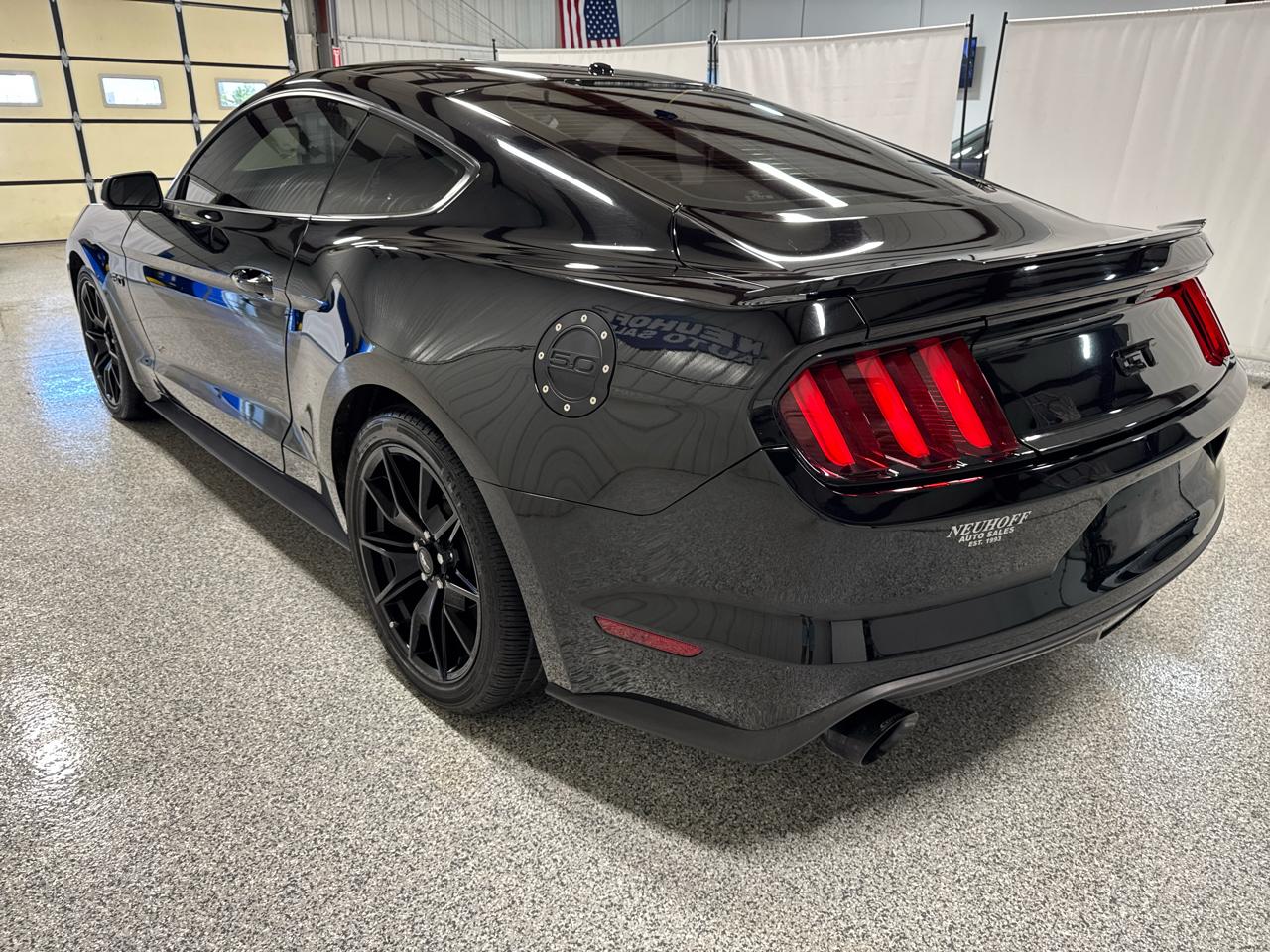 Ford Mustang GT Fastback 2017
