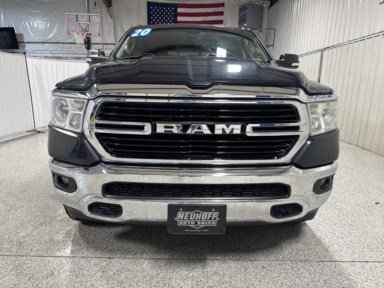 RAM 1500 Big Horn 4x2 Crew Cab 5'7" Box 2020