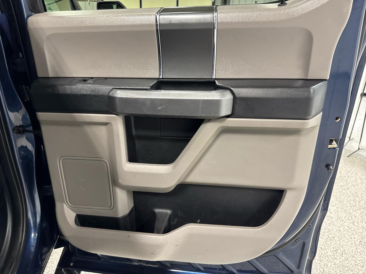 Ford F-150 4WD SuperCrew 157" XLT 2016