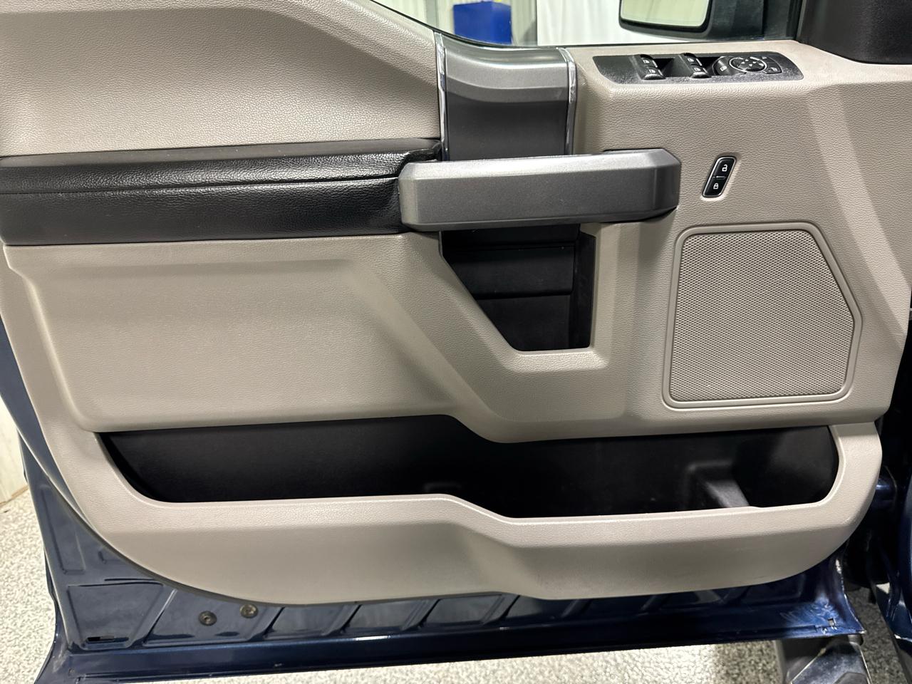 Ford F-150 4WD SuperCrew 157" XLT 2016
