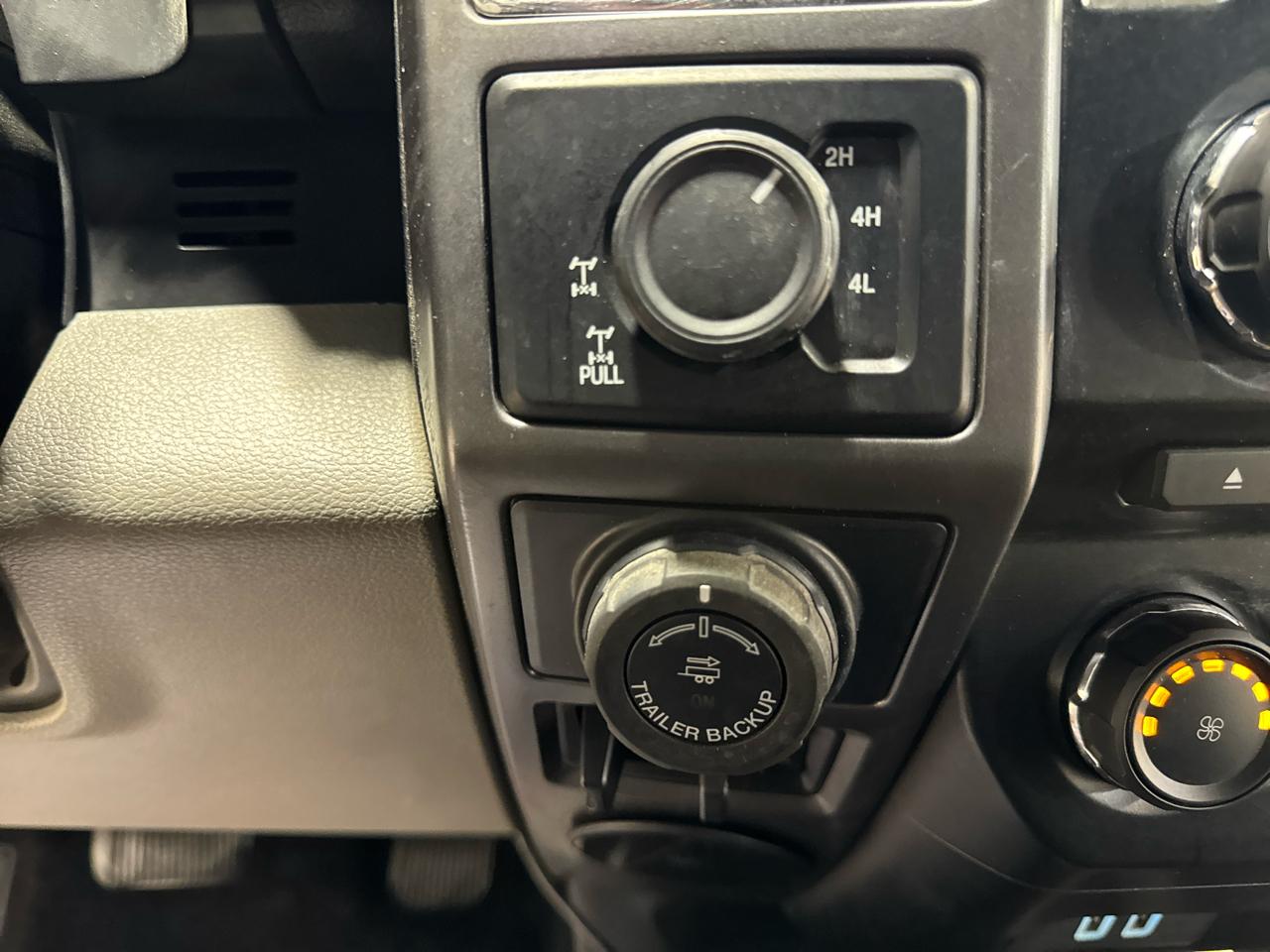 Ford F-150 4WD SuperCrew 157" XLT 2016
